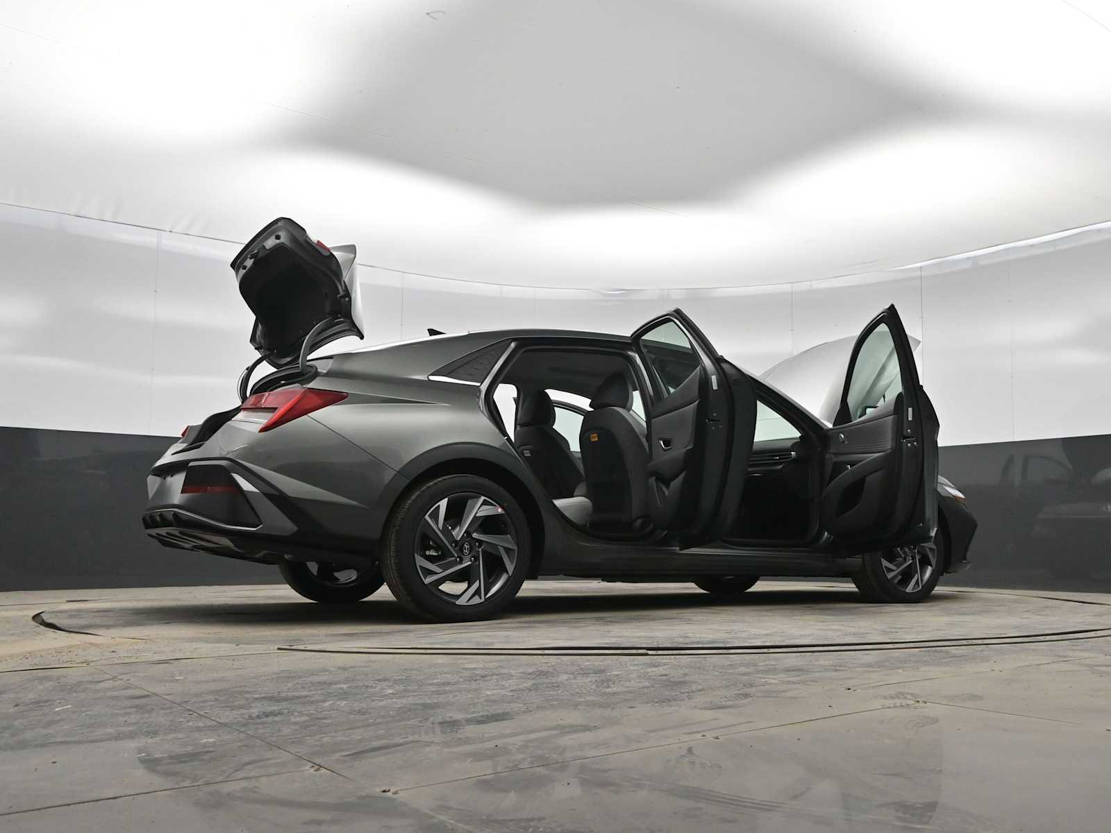 New 2026 Hyundai Elantra Limited image 43