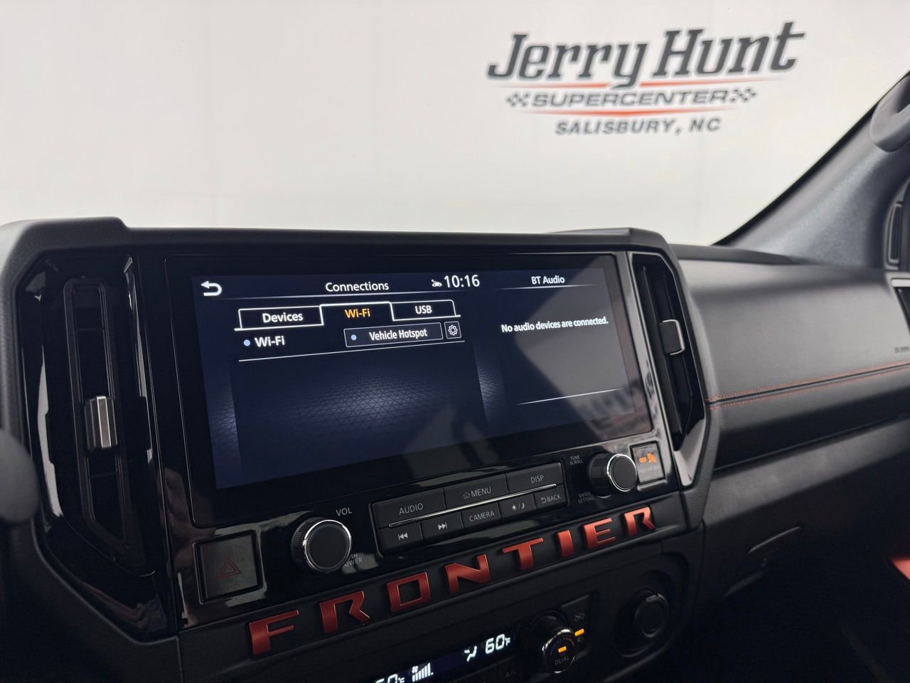 Used 2025 Nissan Frontier PRO-4X w/ Interior Protection Package AWD/4WD image 25