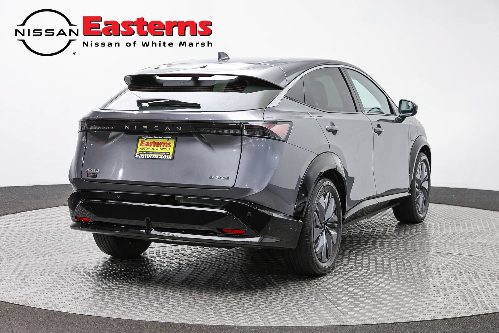 Used 2023 Nissan Ariya FWD image 5