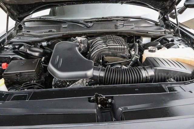 Used 2023 Dodge Challenger SXT image 27