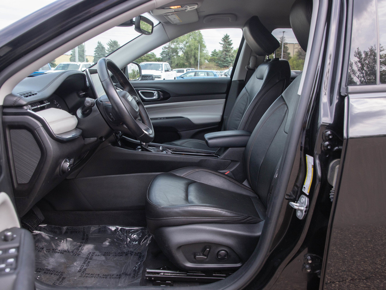 Used 2022 Jeep Compass Limited AWD/4WD image 22