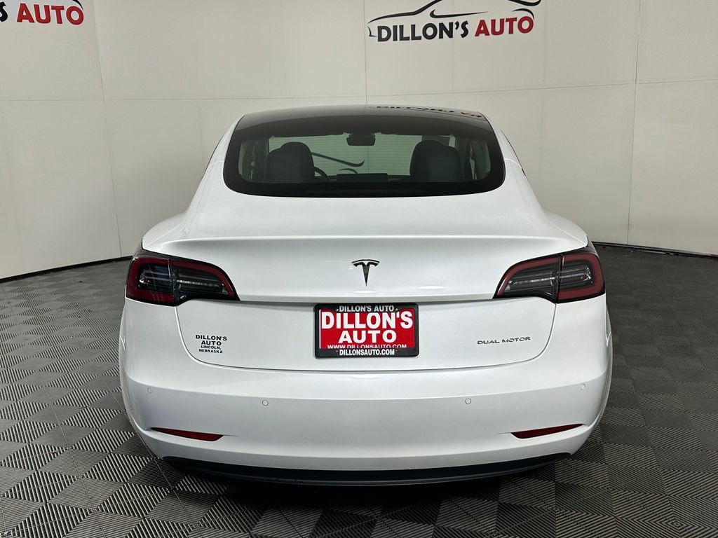 Used 2022 Tesla Model 3 Long Range AWD/4WD image 7