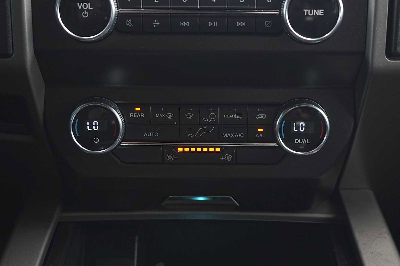 Used 2019 Ford Expedition XLT w/ Equipment Group 201A RWD image 20