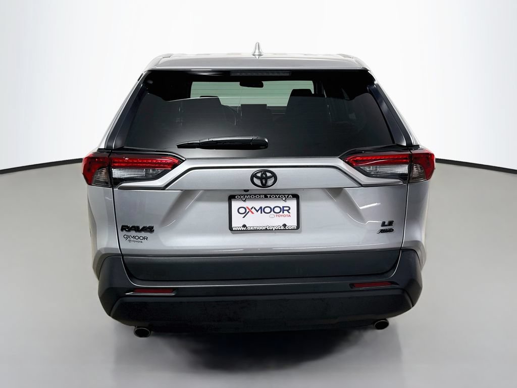 Certified 2024 Toyota RAV4 LE AWD/4WD image 6