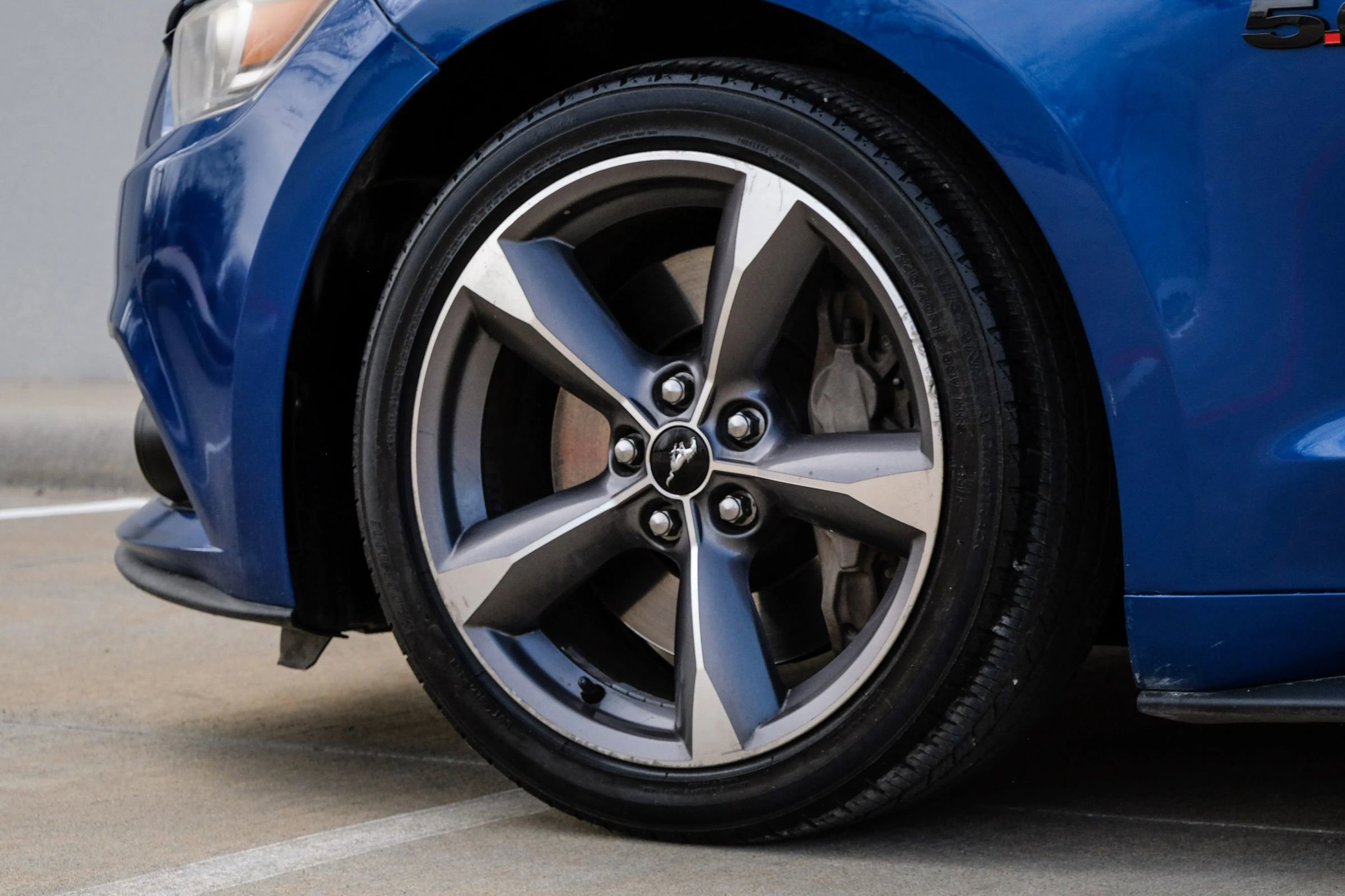 Used 2017 Ford Mustang GT image 38