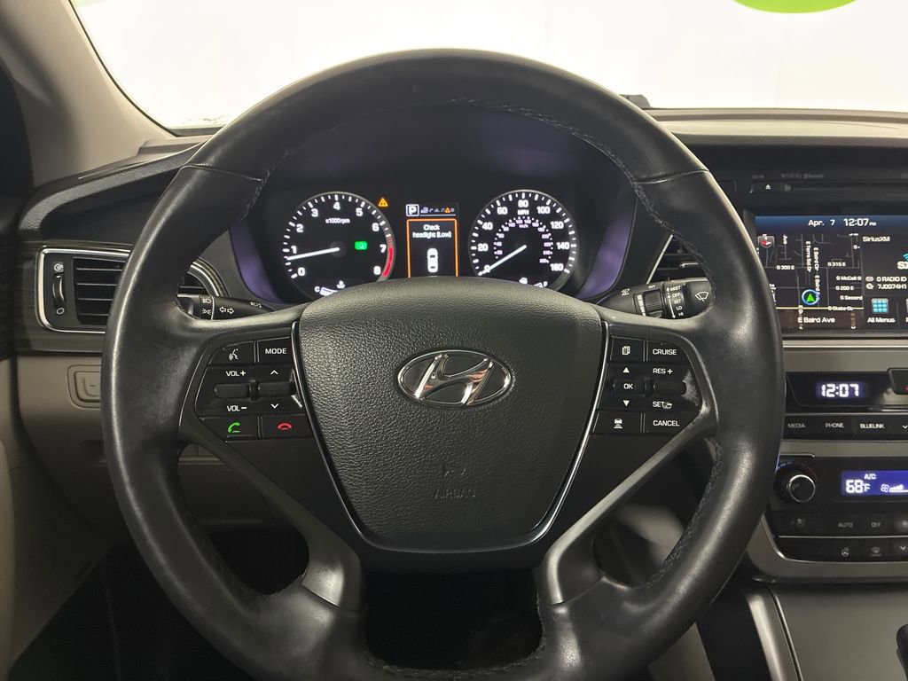 Used 2016 Hyundai Sonata Limited w/ Option Group 05 image 11