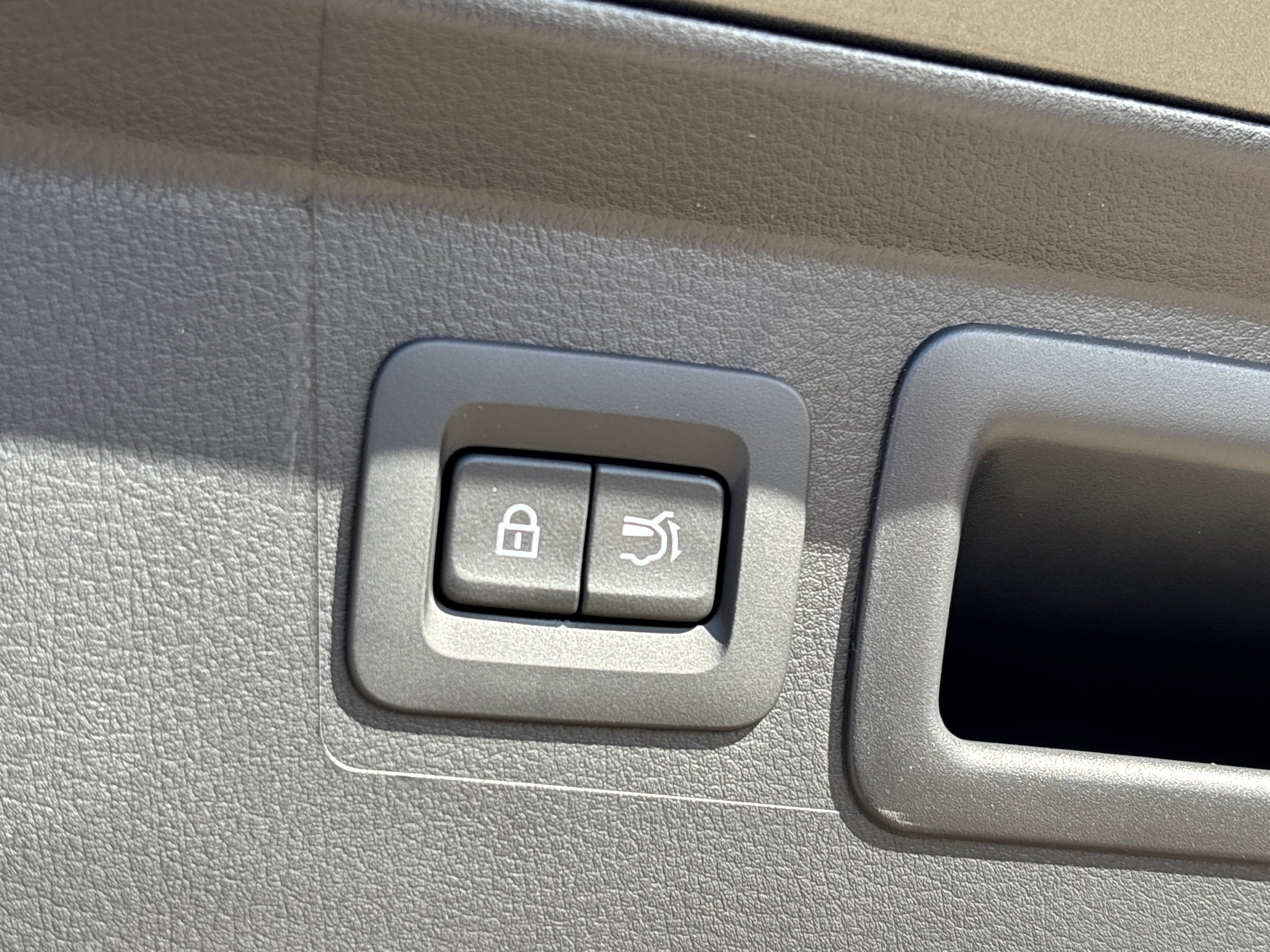 New 2026 MAZDA CX-50 AWD 2.5 Hybrid w/ Weather Package image 8