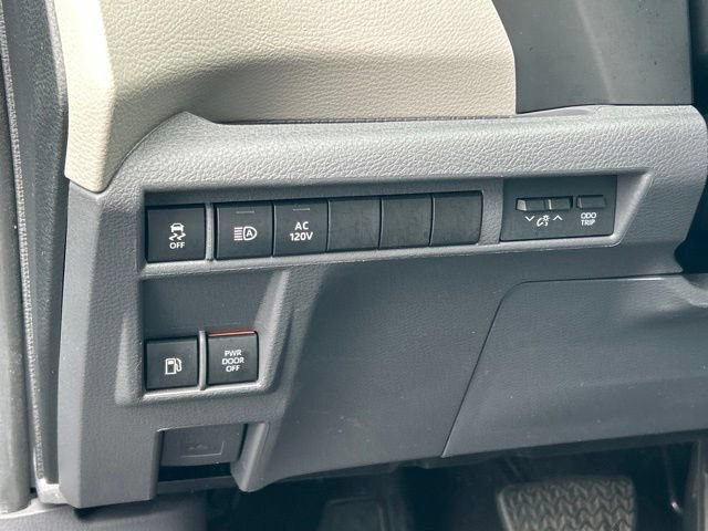Used 2024 Toyota Sienna XLE w/ XLE Plus Package AWD/4WD image 25