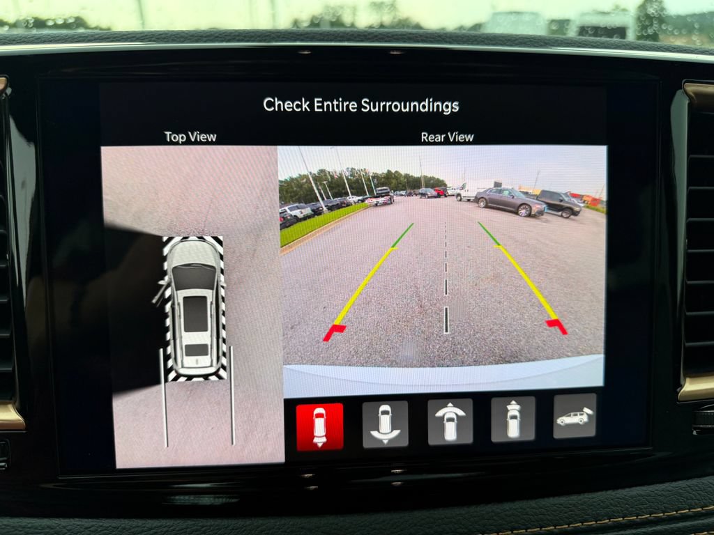 New 2027 Chrysler Pacifica Pinnacle w/ Theater Group FWD image 12