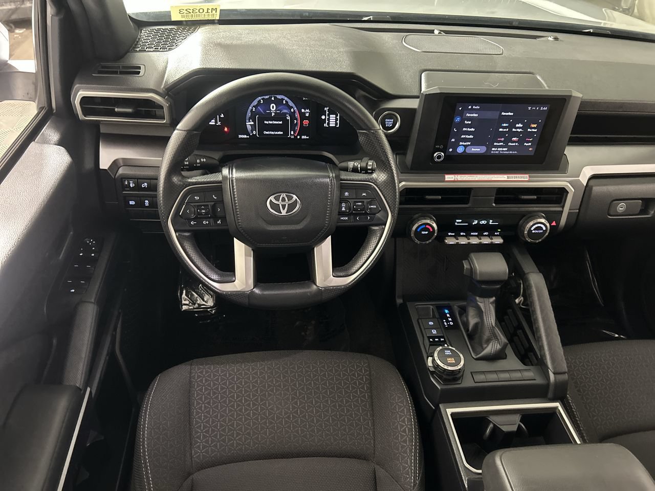 Used 2025 Toyota 4Runner SR5 AWD/4WD image 22