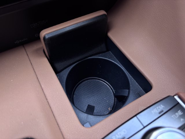Used 2023 Lexus LC 500 Coupe w/ Sport Package RWD image 24