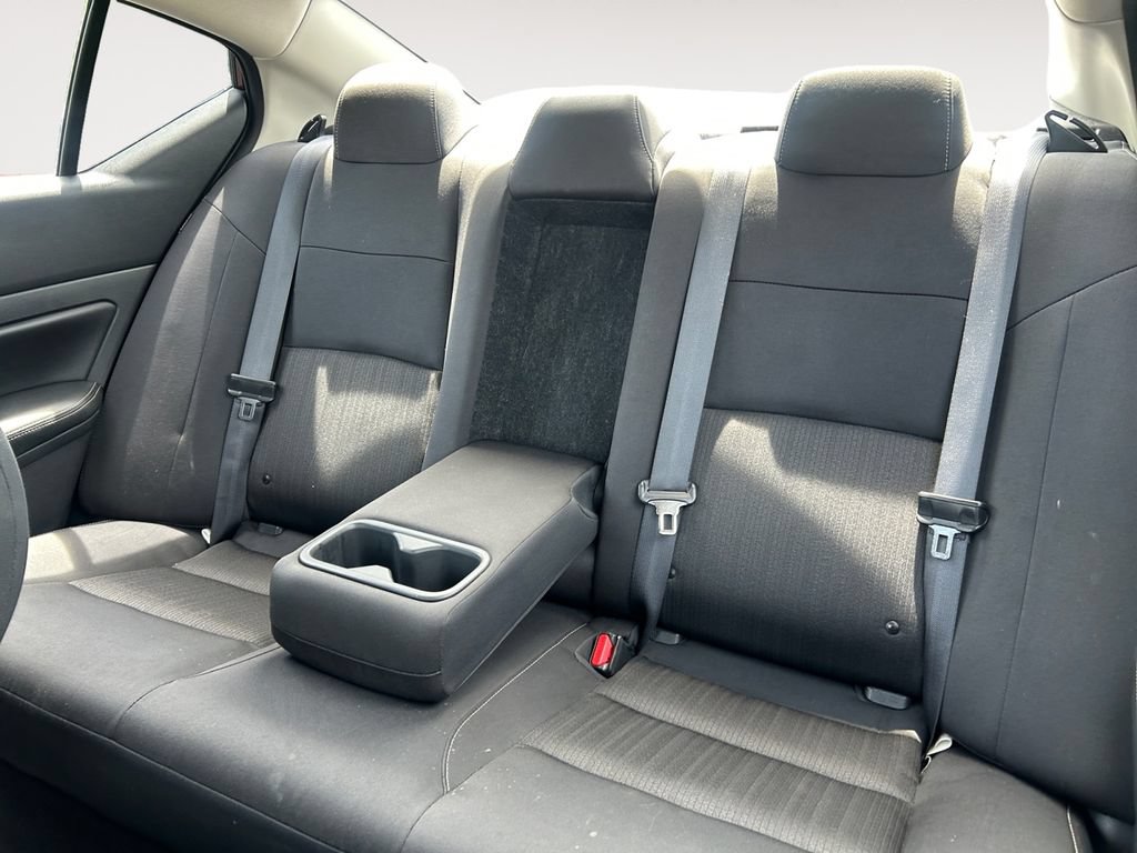 Used 2024 Nissan Altima 2.5 SV FWD image 13