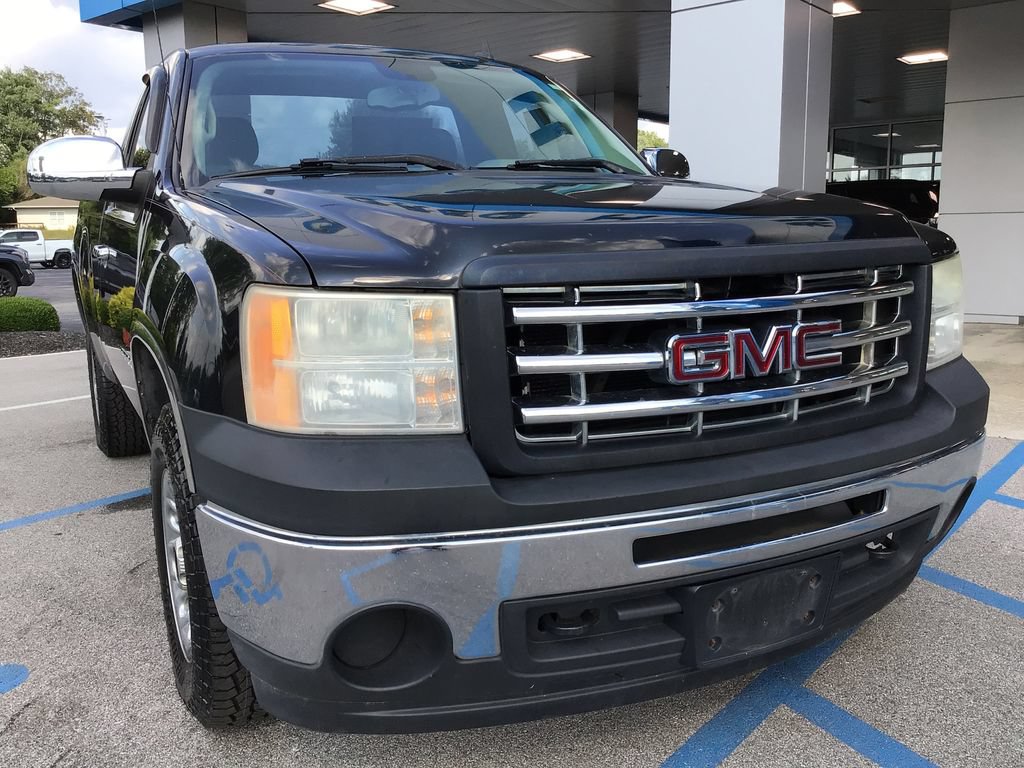 Used 2009 GMC Sierra 1500 W/T RWD image 3