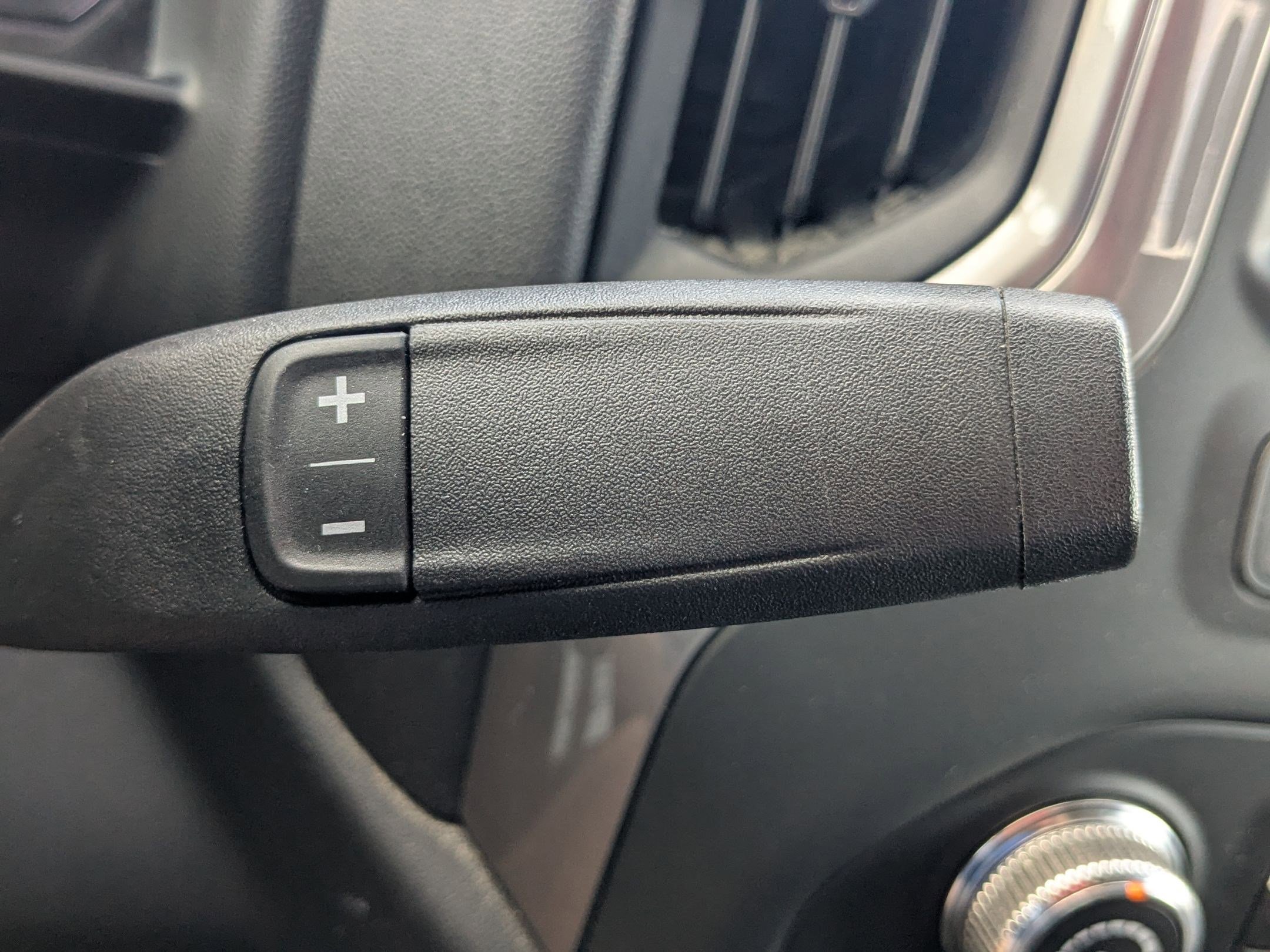Used 2022 GMC Sierra 2500 Pro w/ Convenience Package image 24