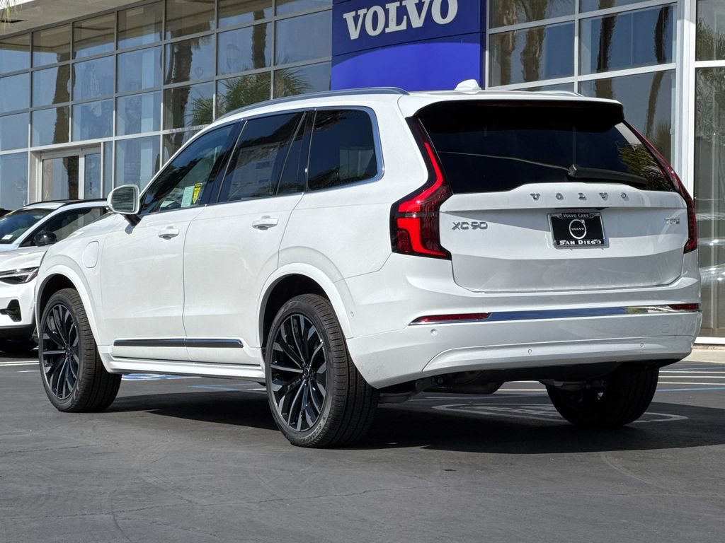 New 2026 Volvo XC90 T8 Ultra w/ Lounge Package image 3