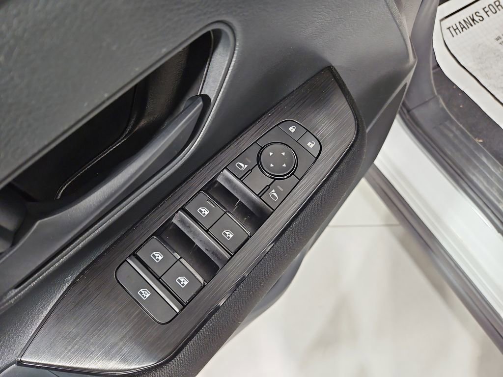 Certified 2025 Nissan Kicks S image 13