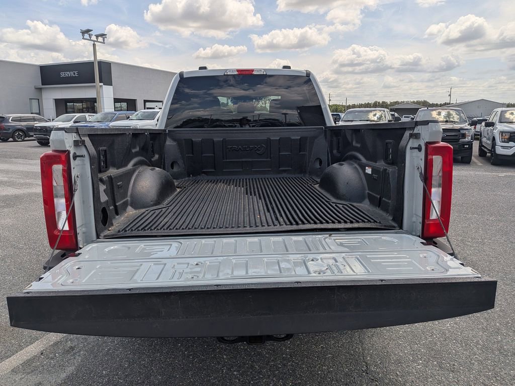 Used 2025 Ford F250 XLT AWD/4WD image 12