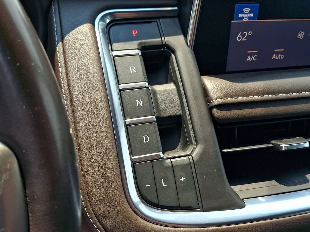 Used 2021 Chevrolet Suburban LS AWD/4WD image 18