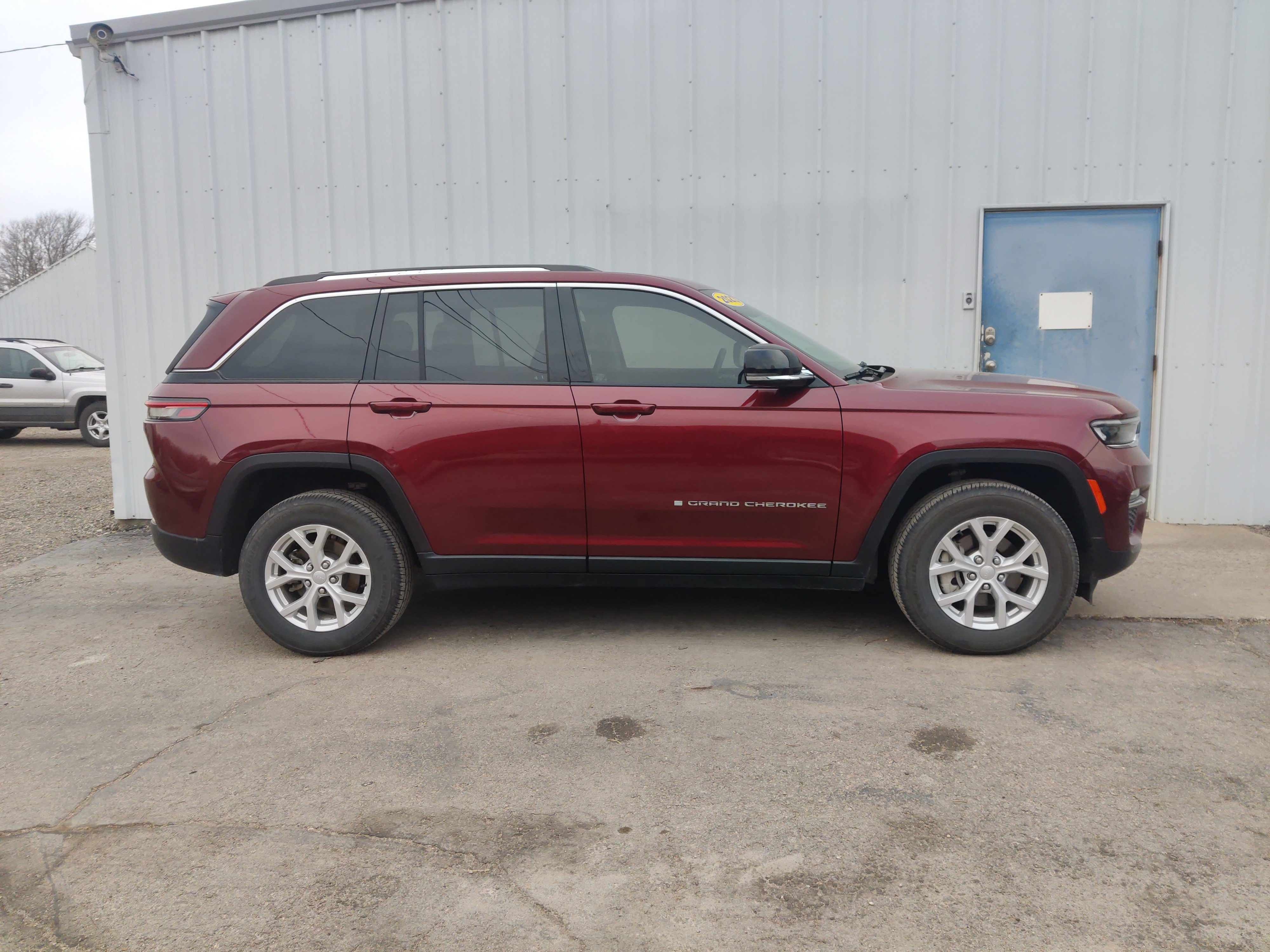 Used 2023 Jeep Grand Cherokee Limited