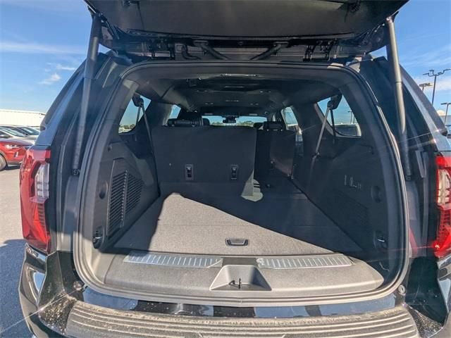 New 2026 GMC Yukon XL Denali AWD/4WD image 13