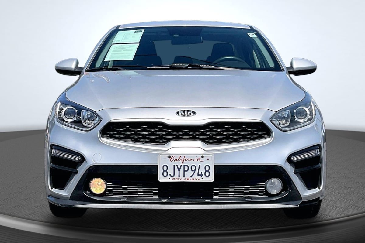 Used 2019 Kia Forte LXS FWD image 3