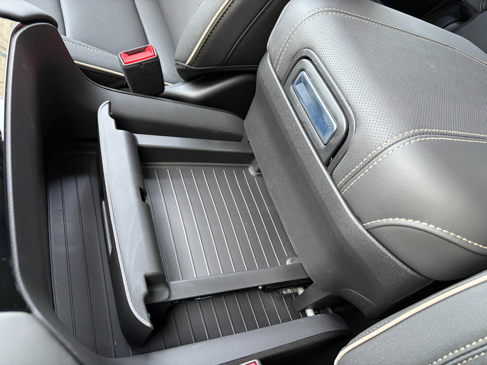 New 2026 GMC Yukon Elevation w/ Elevation Premium Package image 23