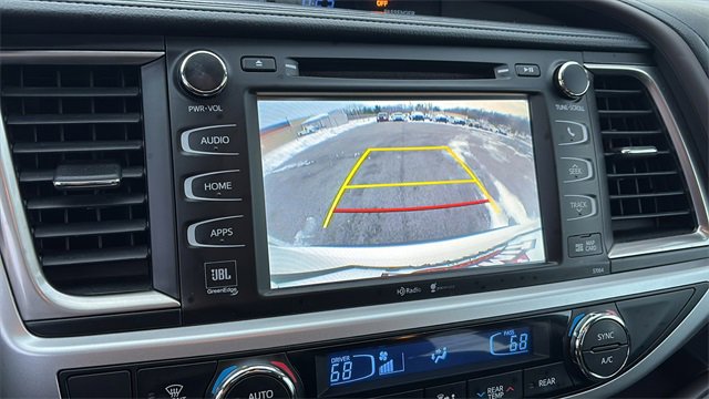 Used 2015 Toyota Highlander Limited image 13