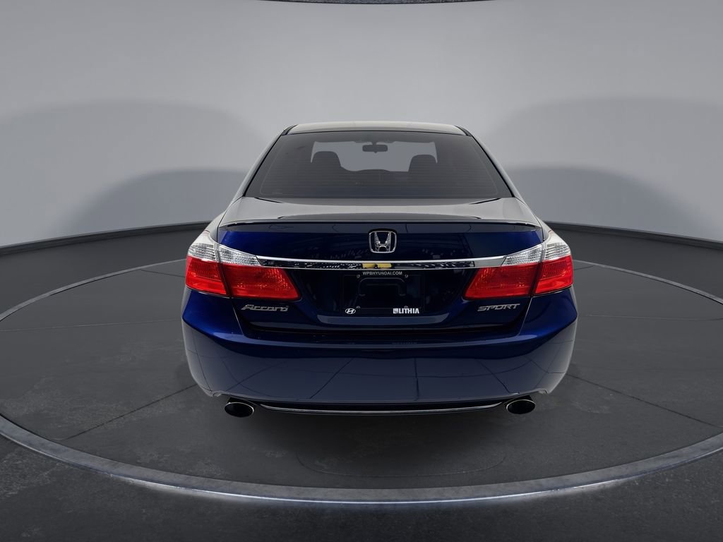 Used 2015 Honda Accord Sport image 7