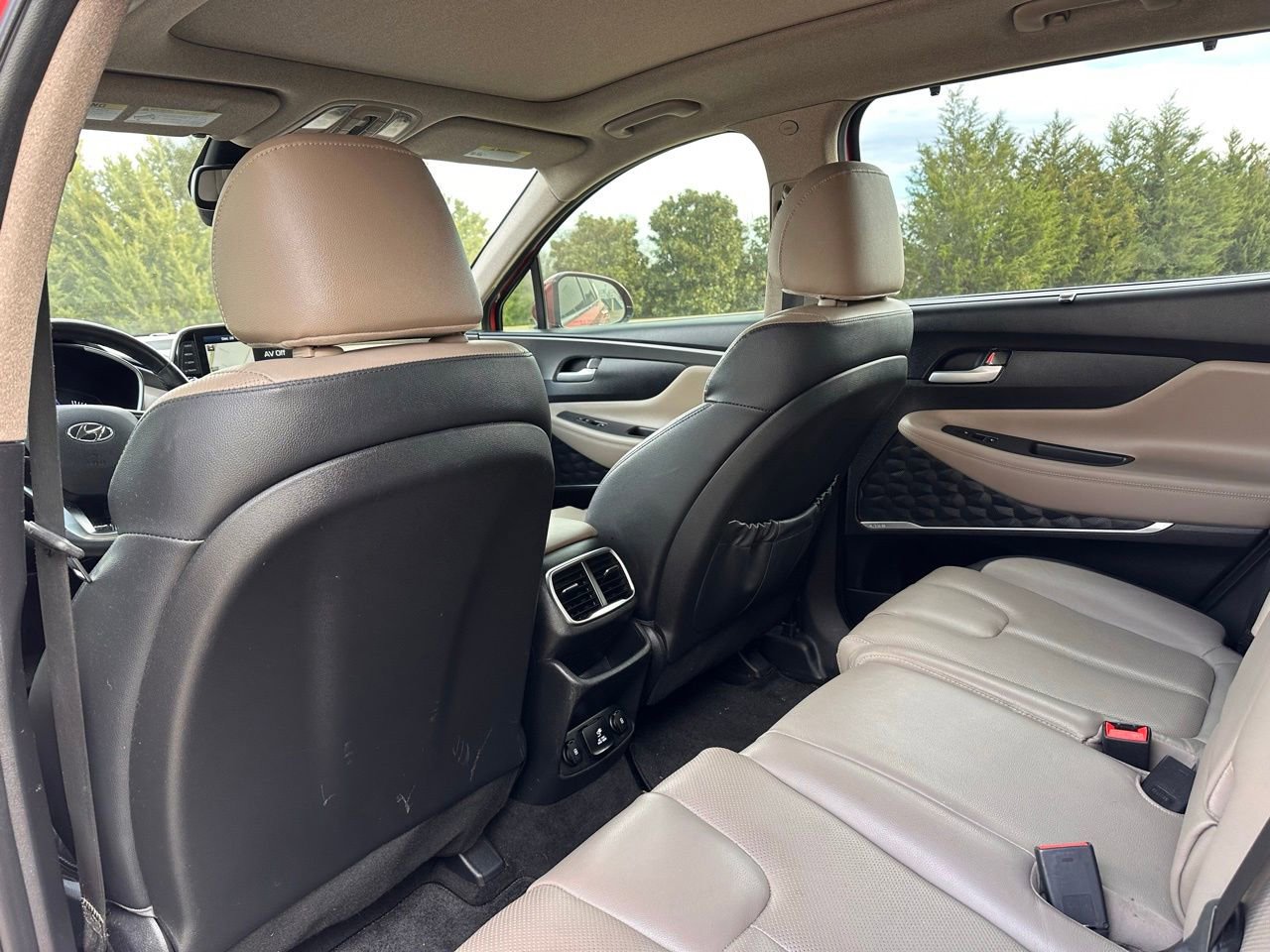 Used 2020 Hyundai Santa Fe Limited image 14