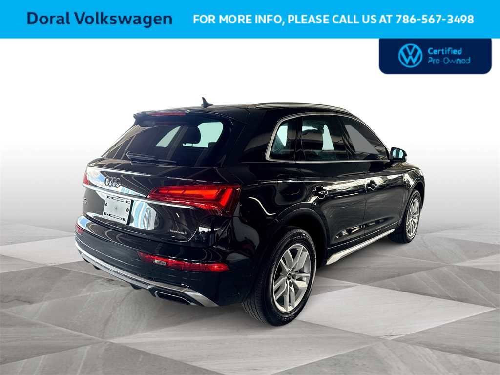 Used 2023 Audi Q5 2.0T Premium w/ Convenience Package image 8