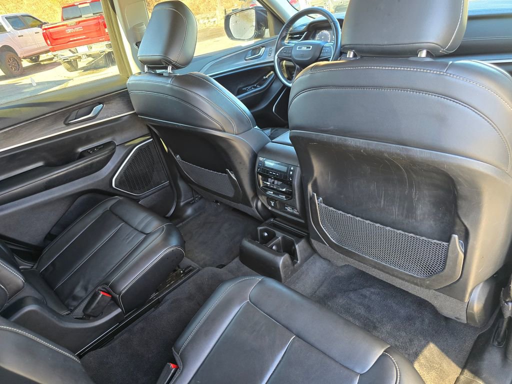 Used 2021 Jeep Grand Cherokee L Limited image 27