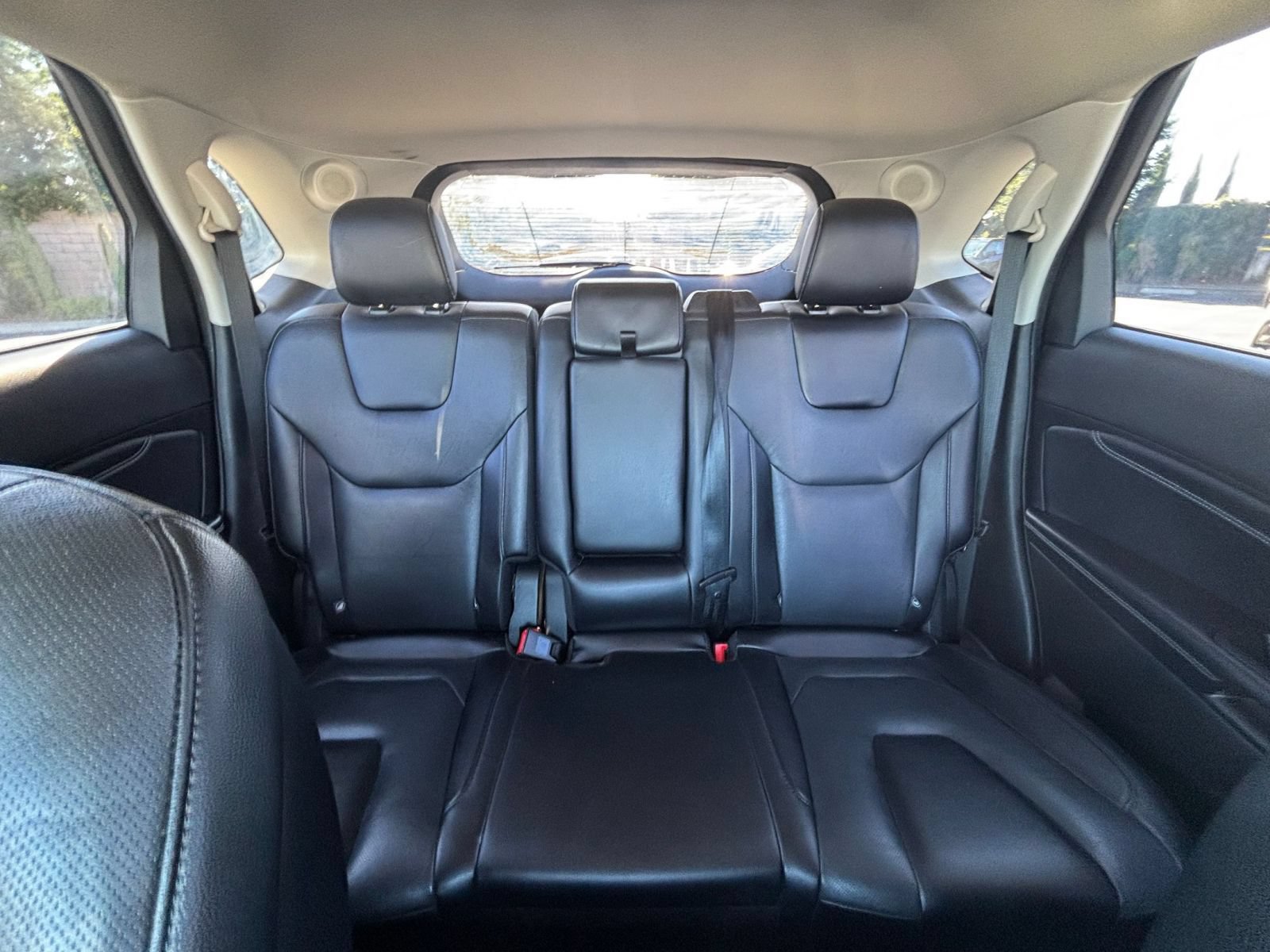 Used 2022 Ford Edge Titanium w/ Equipment Group 301A AWD/4WD image 40