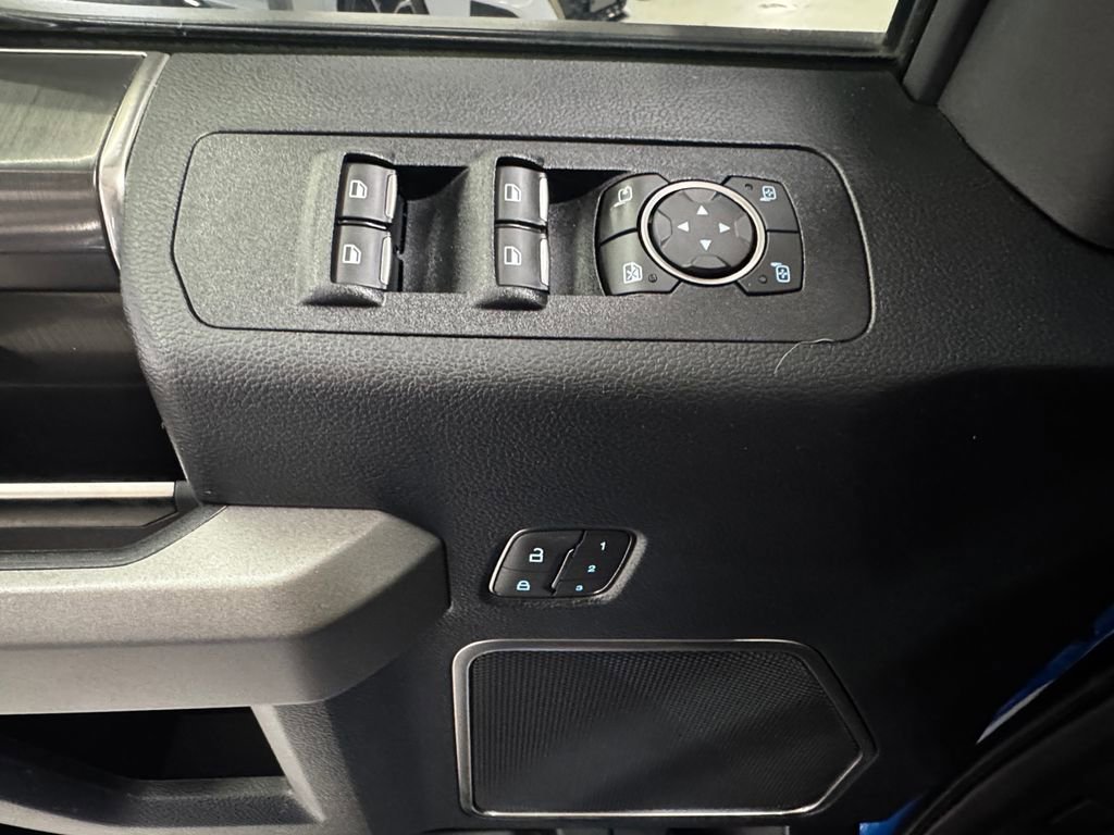 Used 2019 Ford F150 Raptor w/ Equipment Group 802A Luxury image 25