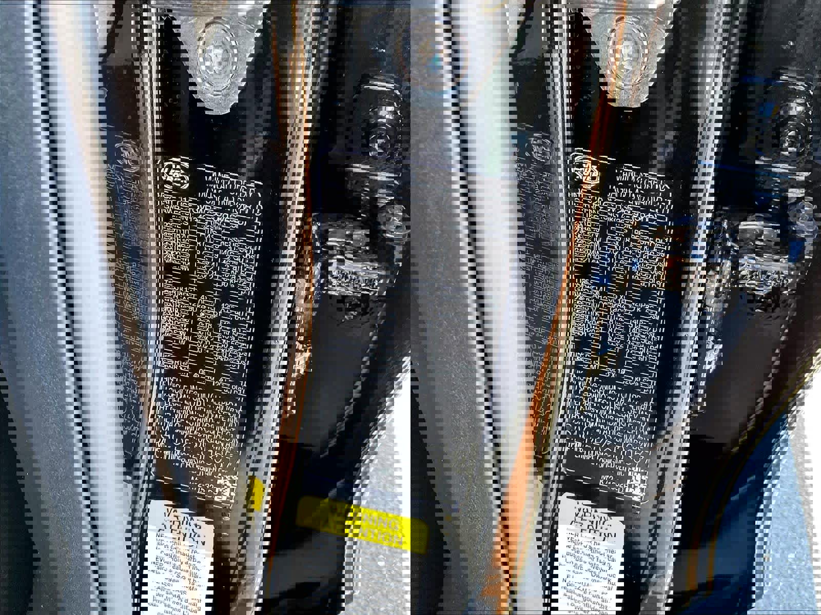 Used 2025 Land Rover Discovery Sport Dynamic SE image 34