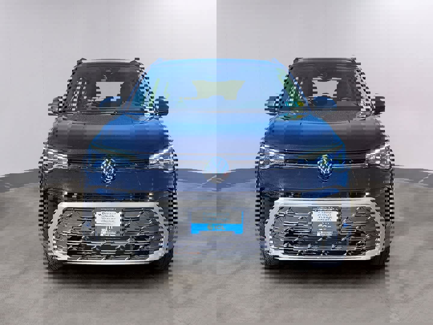 Used 2025 Volkswagen Taos S AWD/4WD image 2