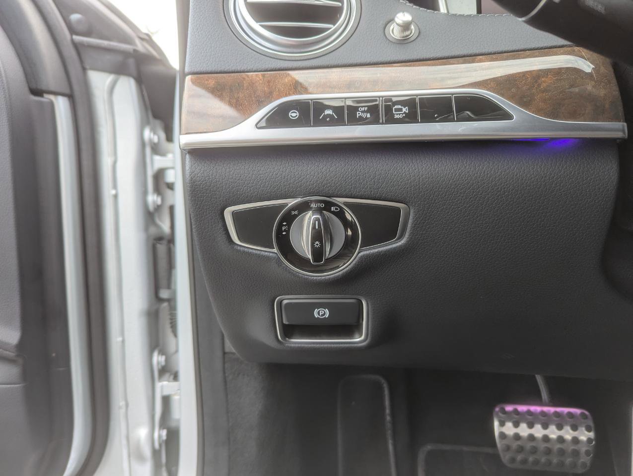 Used 2016 Mercedes-Benz S 550 4MATIC Sedan image 16