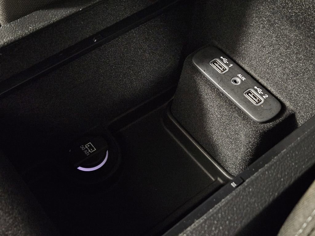 Used 2023 Dodge Charger SXT RWD image 19