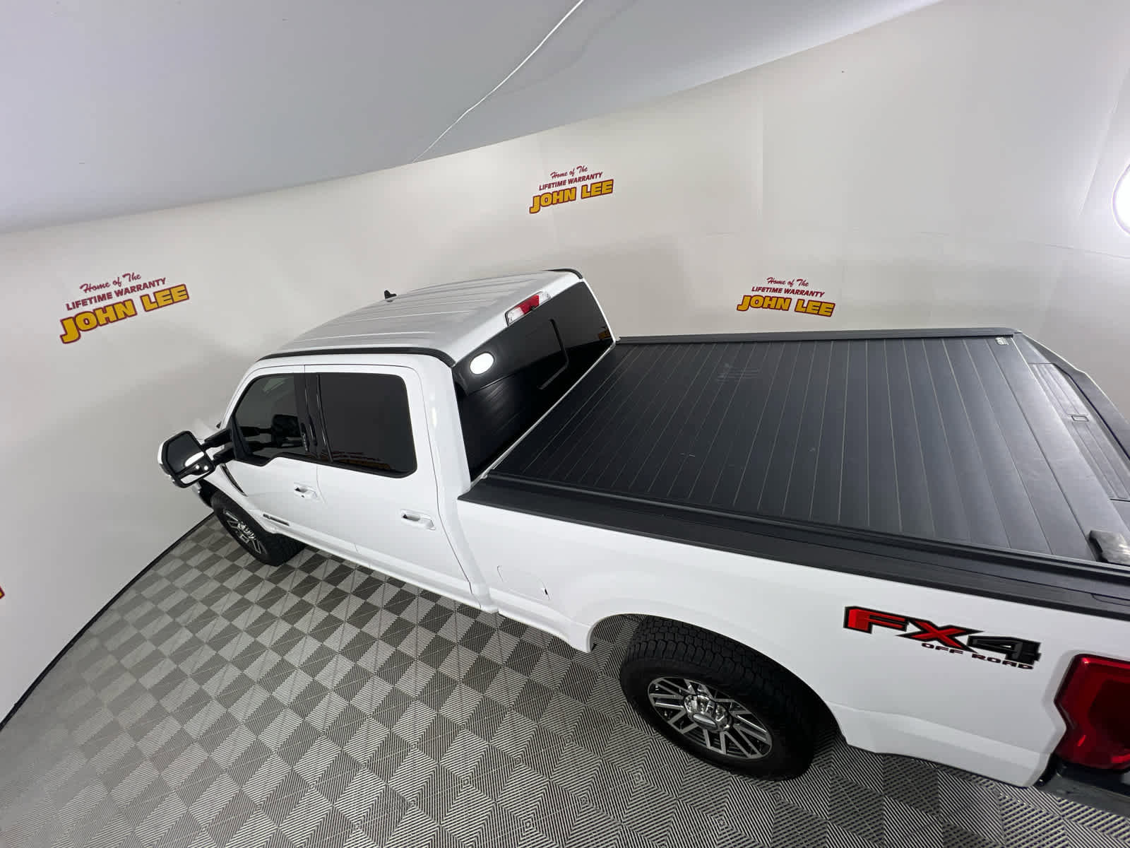 Used 2019 Ford F250 Lariat w/ Lariat Ultimate Package AWD/4WD image 12