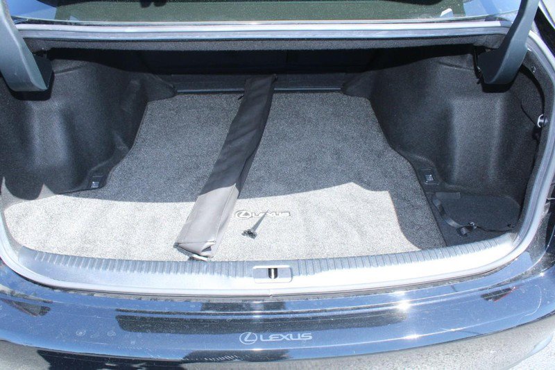 Used 2020 Lexus IS 300 w/ Navigation Package RWD image 7