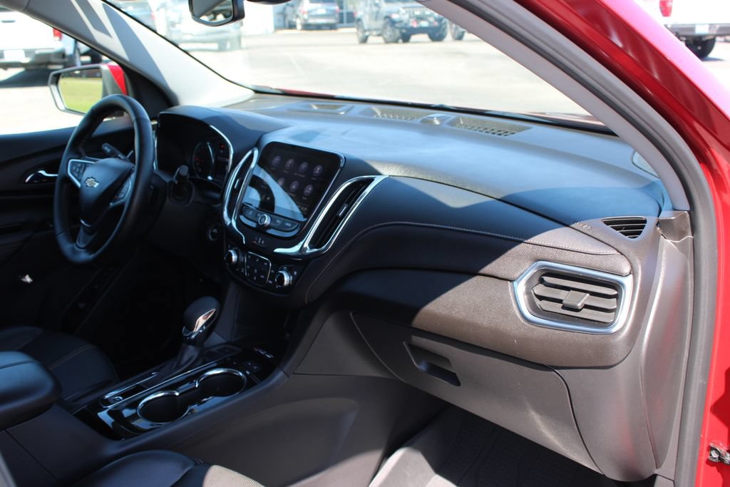 Used 2023 Chevrolet Equinox Premier AWD/4WD image 31