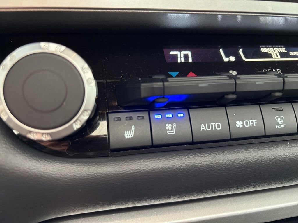 Used 2025 Toyota Sequoia Platinum w/ Tow Technology Package image 24