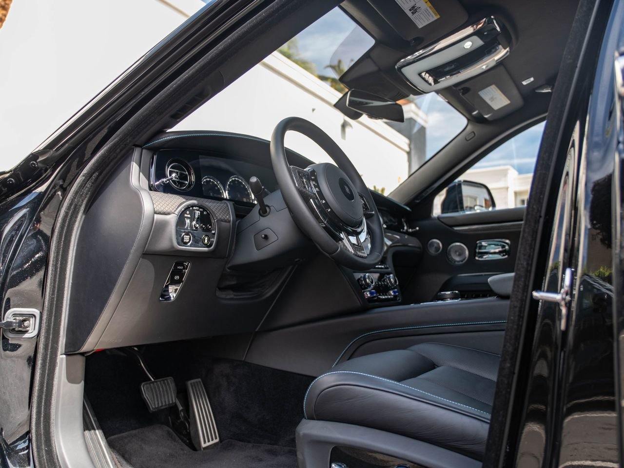 Certified 2022 Rolls-Royce Ghost Black Badge image 25