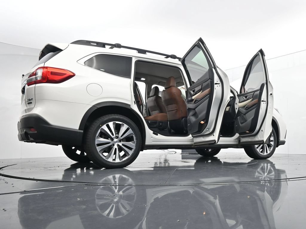 Used 2019 Subaru Ascent Touring AWD/4WD image 43