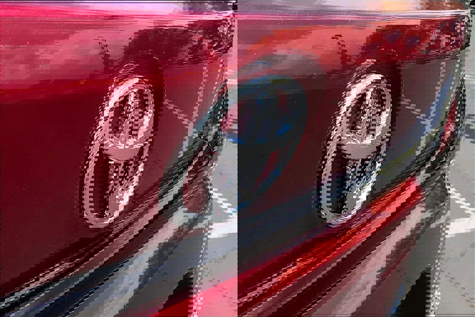 Certified 2025 Toyota Corolla LE FWD image 30