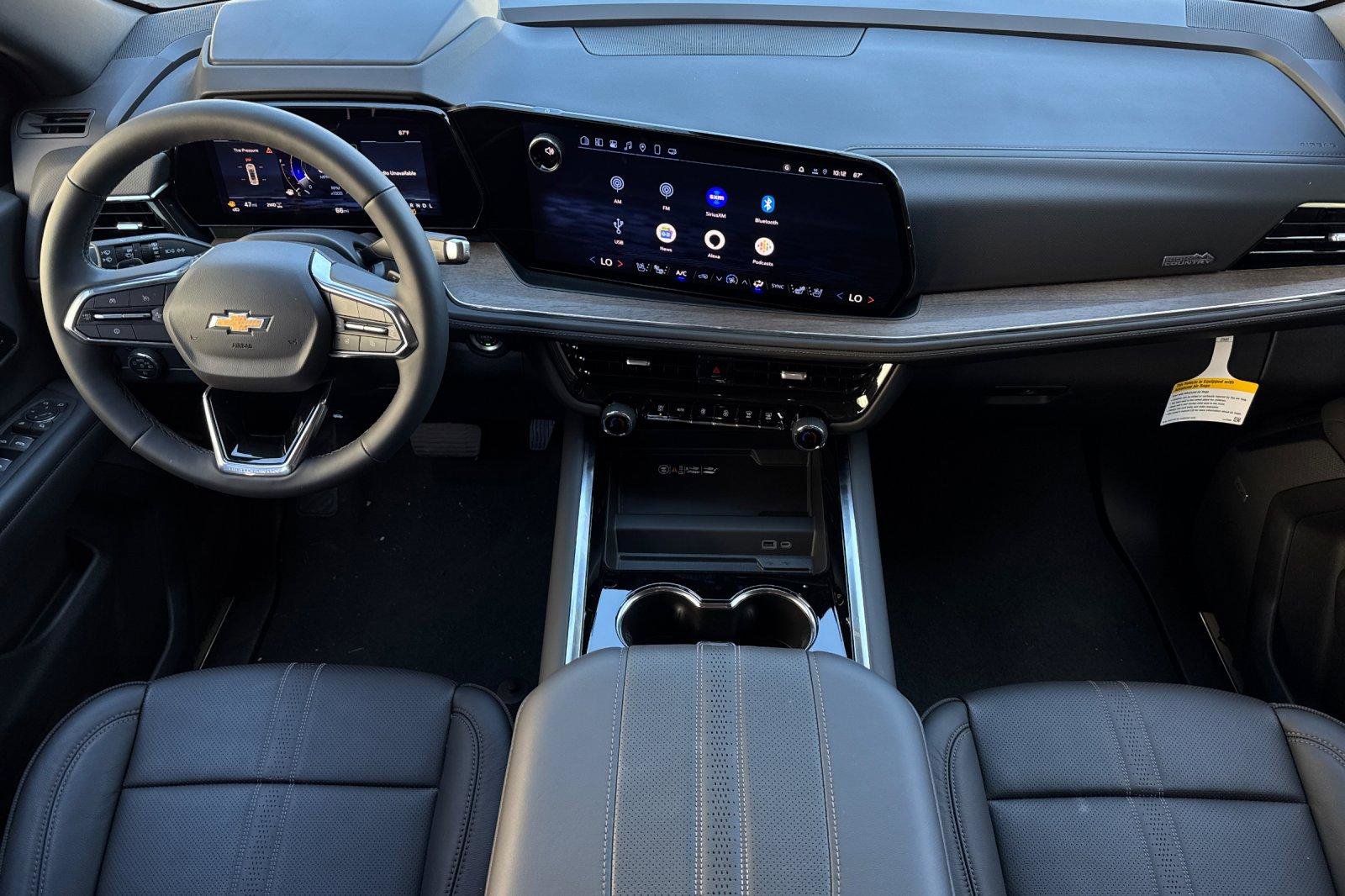 New 2025 Chevrolet Suburban High Country image 17