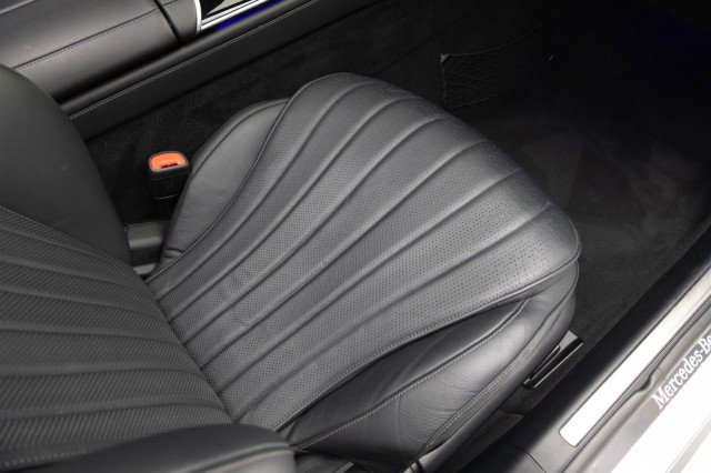 Used 2022 Mercedes-Benz S 500 4MATIC w/ AMG Line Package image 28