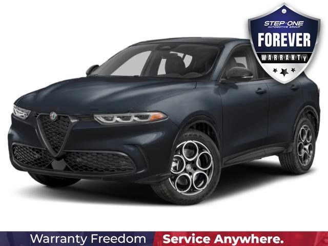 New 2026 Alfa Romeo Tonale w/ Red Premium Package AWD/4WD image 14