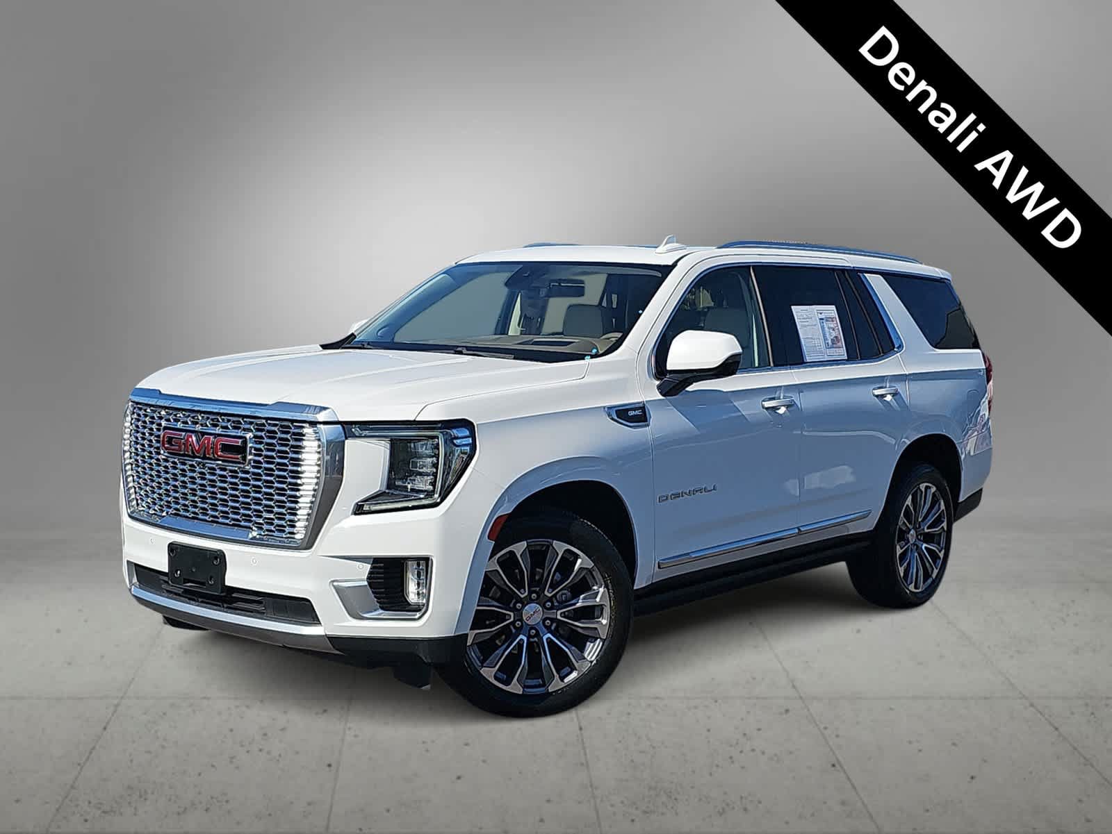 Used 2021 GMC Yukon Denali w/ Denali Premium Package AWD/4WD image 1