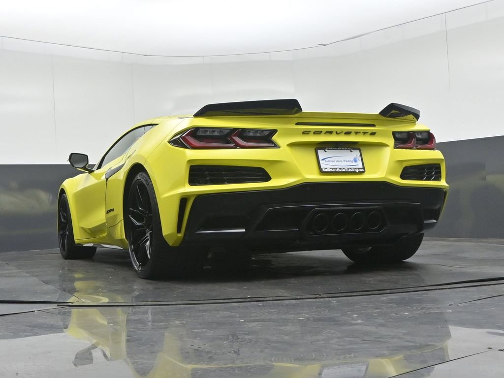 Used 2023 Chevrolet Corvette Z06 RWD image 56