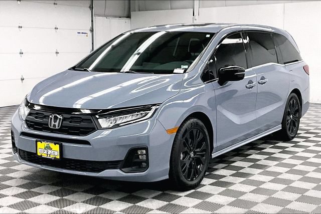 Used 2025 Honda Odyssey Sport-L image 12